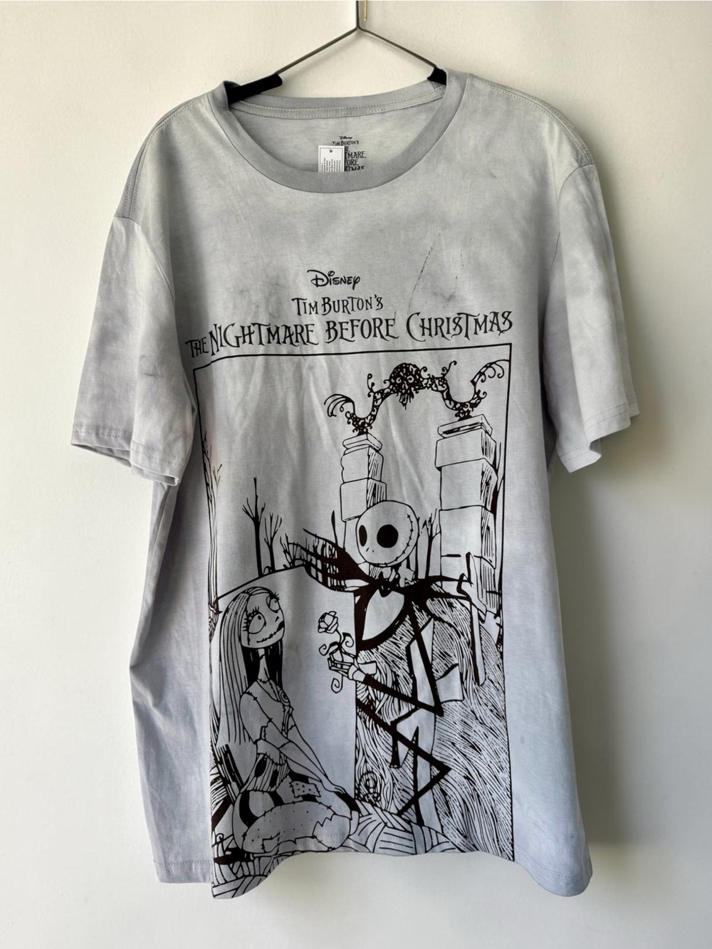 NWT Tim Burton Nightmare Before Christmas Shirt Gray Sz L jack & sally Licensed